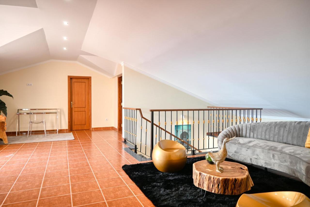 Villa Mendonca, A Home In Madeira Canhas Bagian luar foto